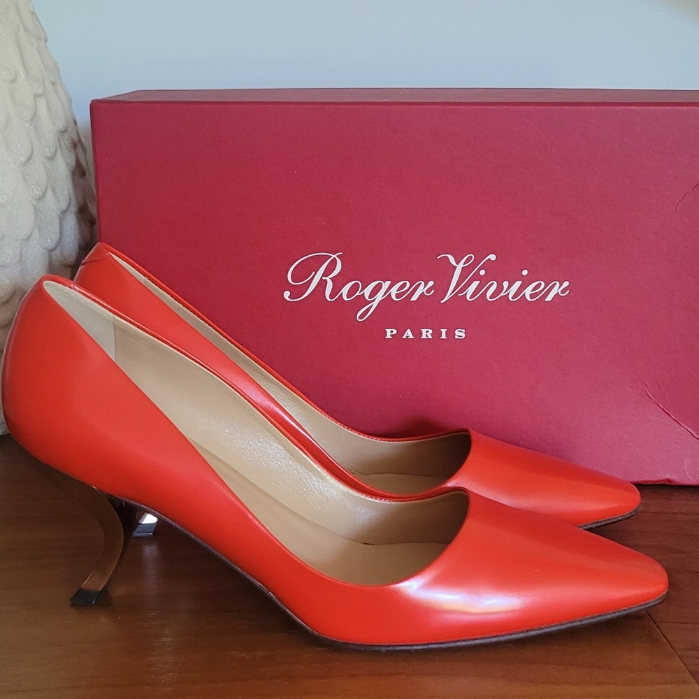 Roger Vivier - Orange Heels 36